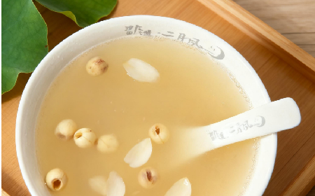 冬日圍爐時光，一碗野生葛粉撫平滿身燥意