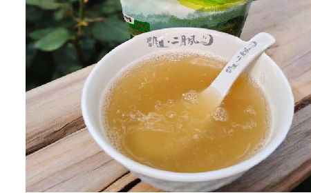 春日出游，保溫杯里面放什么最好，二月風有機野生葛根粉陪你潤養(yǎng)全程